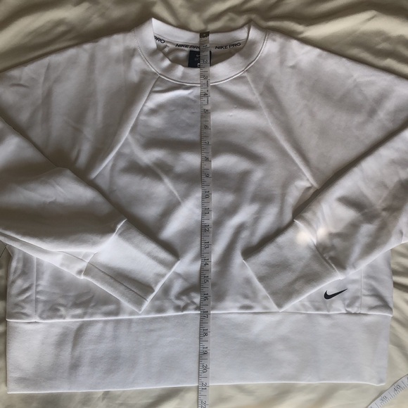 NWT Nike Oversized Sweatshirt - Picture 7 of 7